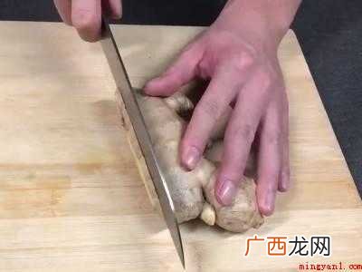 姜怎么切的具体操作步骤 姜怎么切