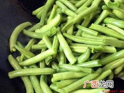 炒豆角如何能快速软烂的具体操作步骤 炒豆角如何能快速软烂
