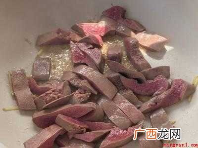 猪沙肝怎么做好吃共有五步 猪沙肝怎么做好吃