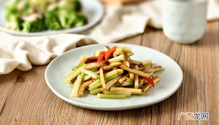 豆干和什么一起炒好吃又简单 豆干和什么一起炒好吃