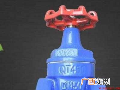 水闸门是怎样打开的具体操作步骤 水闸门是怎样打开的