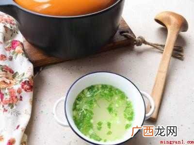 烧不腥又好喝的具体操作步骤 怎么烧黑鱼汤不腥又好喝