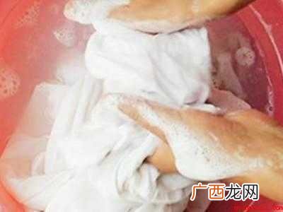 桑蚕丝弄到油怎么处理的具体操作步骤 桑蚕丝弄到油怎么处理