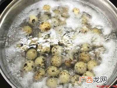 水煮鹌鹑蛋怎么煮的具体操作步骤 水煮鹌鹑蛋怎么煮