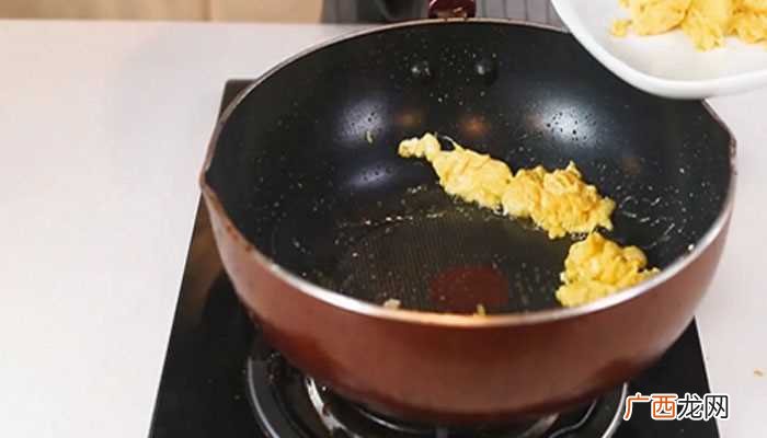蛏子红烧怎么做好吃 蛏子红烧的做法