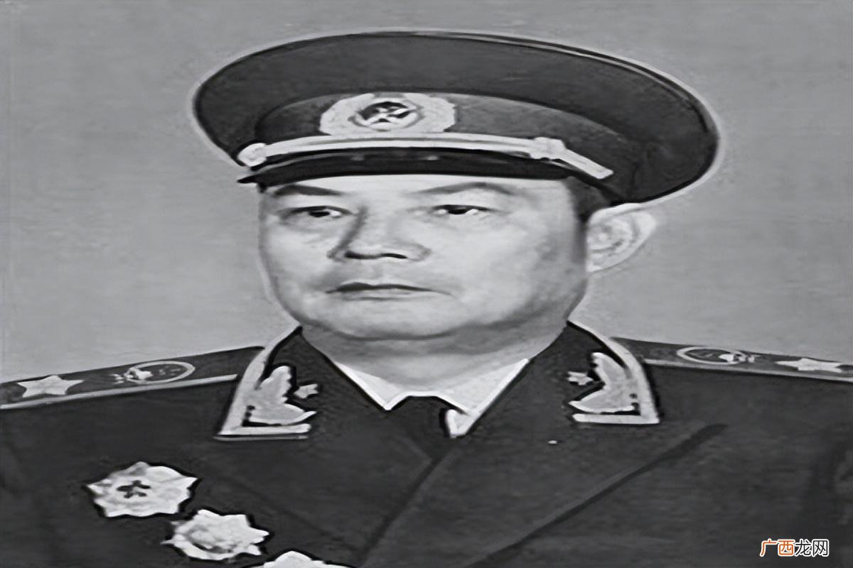 在部队中的地位到底有多大 部队参谋长是干什么的