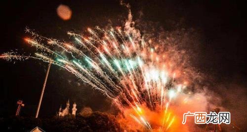 放加特林烟花要不要揭盖子 加特林烟花多少钱一个啊