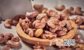 腰果虾仁怎么做最好吃 腰果虾仁的烹饪方法