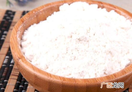 面粉和发酵粉的营养价值区别 面粉和发酵粉的区别