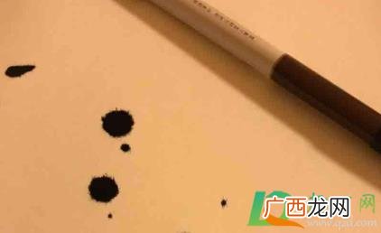 章鱼的墨汁可以用来做写字的墨水吗 章鱼的墨汁能制作笔墨吗