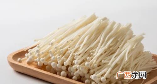 黄金针菇最好吃的做法 金针菇有点黄了还可以吃么