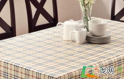 塑料桌垫染色最快去除 塑料桌垫染色了怎么能给弄掉