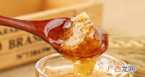 怎么鉴别土蜂蜜的真假 土蜂蜜是什么蜜