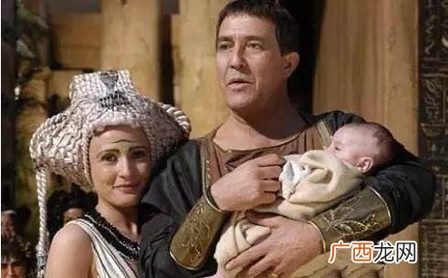 历史上凯撒大帝与艳后有爱情吗 埃及艳后和凯撒的关系