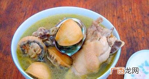 鸡汤可以放鲍鱼一起炖吗 鲍鱼可以炖鸡汤吗