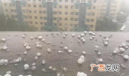 冰雹能把车砸出坑吗怎么修复 冰雹能把车砸出坑吗