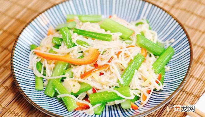 鸭肾和蒜苗、芹菜、泡椒、酸菜、贡菜、西芹、荷兰豆、青瓜等食材 鸭肾和什么一起炒好吃