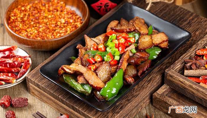西兰花炒熏肉好吃的做法 熏肉怎么做好吃