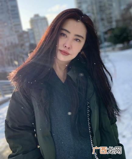 张曼玉 54岁张曼玉为什么这么穷