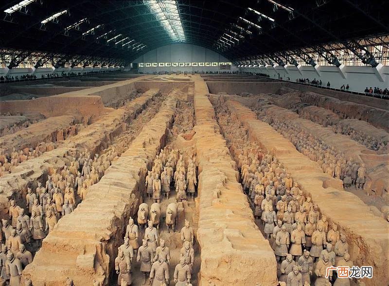 世界第八大奇迹兵马俑背景资料介绍 兵马俑的来历故事资料