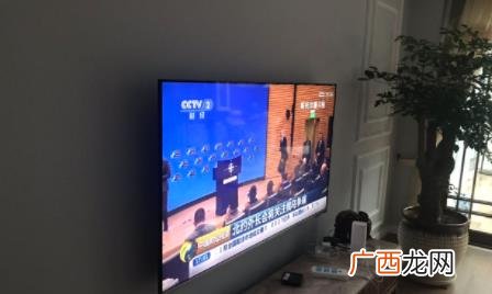 客厅液晶电视多大尺寸最好 客厅液晶电视一般应该挂多高