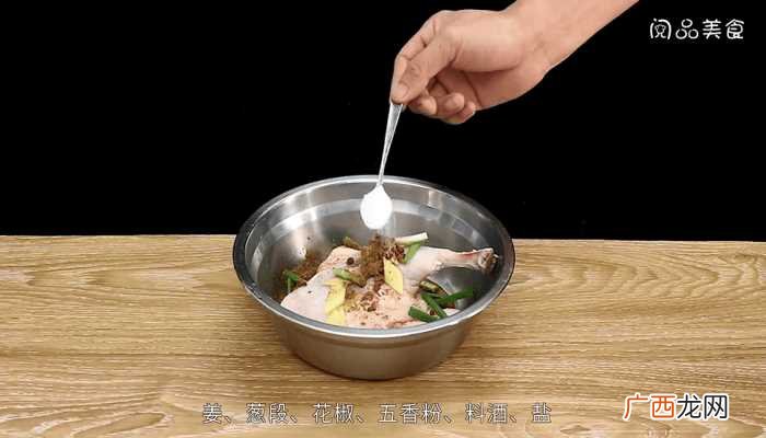 脆皮烧鸭的做法与配方怎么做好吃 脆皮烧鸭的做法与配方的做法