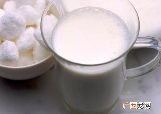 过期牛奶直接做面膜好吗 过期牛奶做面膜好吗