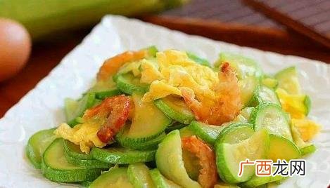 西葫芦炒鸡蛋会中毒吗 西葫芦炒鸡蛋怎么配料