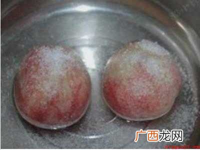毛桃怎么快速去毛的具体操作步骤 毛桃怎么快速去毛