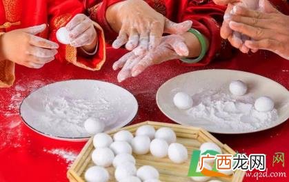 用糯米粉做汤圆有什幺小窍门 糯米粉做汤圆的步骤窍门