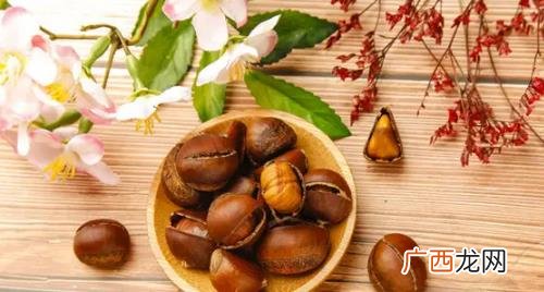 炒熟的板栗怎么剥方便 炒熟的板栗怎么剥最快最轻松