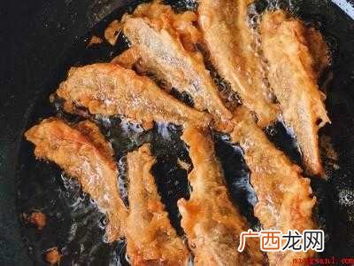 油炸鱼怎么做才酥脆的具体操作步骤 油炸鱼怎么做才酥脆