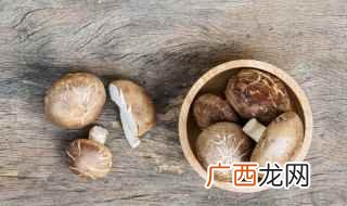 泡发香菇木耳炒多久能熟 木耳香菇烧几分钟就能熟