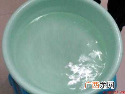 金纺衣物护理剂怎么用的具体操作步骤 金纺衣物护理剂怎么用