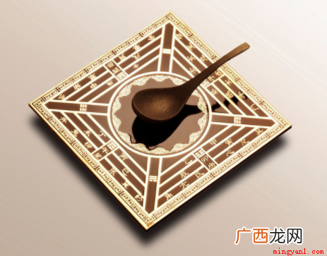 手拿指南针,原地转圈,转到红色指针与北重合了 如何看指南针