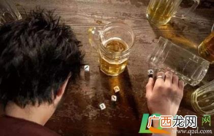 头孢和酒一起喝有什么后果怎么救 头孢酒一起喝有什么后果