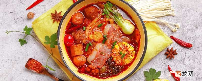 冒菜是一道有豆制品、海鲜、青菜、肉类等食物制作而成的菜品 冒菜是啥