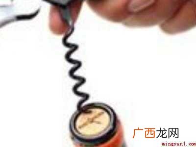 螺旋红酒开瓶器怎么用的具体操作步骤 螺旋红酒开瓶器怎么用