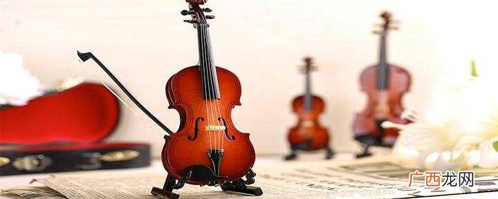 德国作曲家、小提琴、大提琴管风琴演奏家 西方近代音乐之父是指