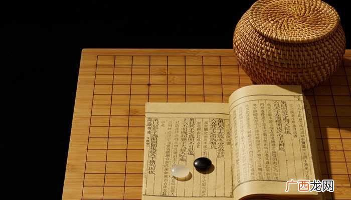 六朝古都指的是东吴、东晋、南朝宋、齐、梁、陈 六朝古都是哪六朝