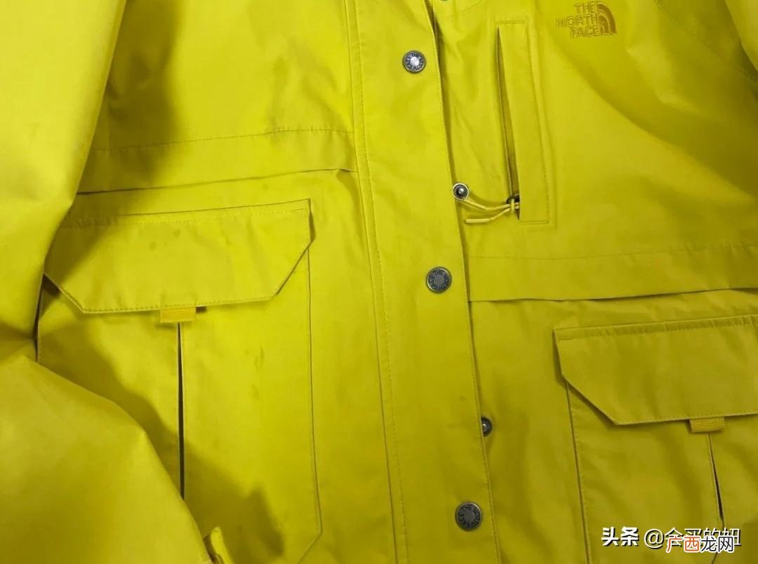 正确洗护方法详解 冲锋衣怎么洗