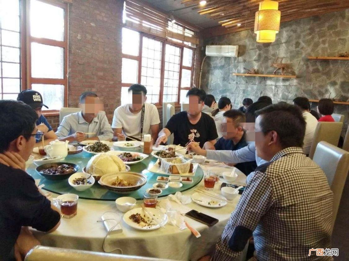 与领导吃饭敬酒客套话 请领导吃饭酒桌开场白三句话