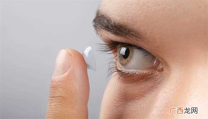 没有隐形眼镜护理液可以暂时用凉白开水代替 没有隐形眼镜护理液可以用什么代替