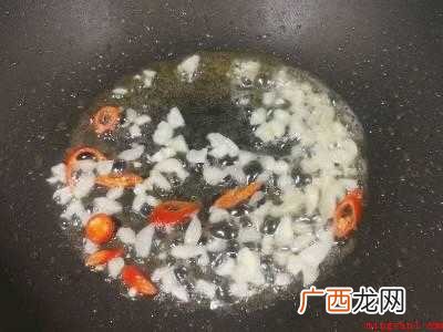 莲藕尖怎么炒才好吃共有4步 莲藕尖怎么炒才好吃