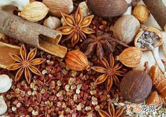 大料和八角的区别 八角可以做私房八角烧花菜