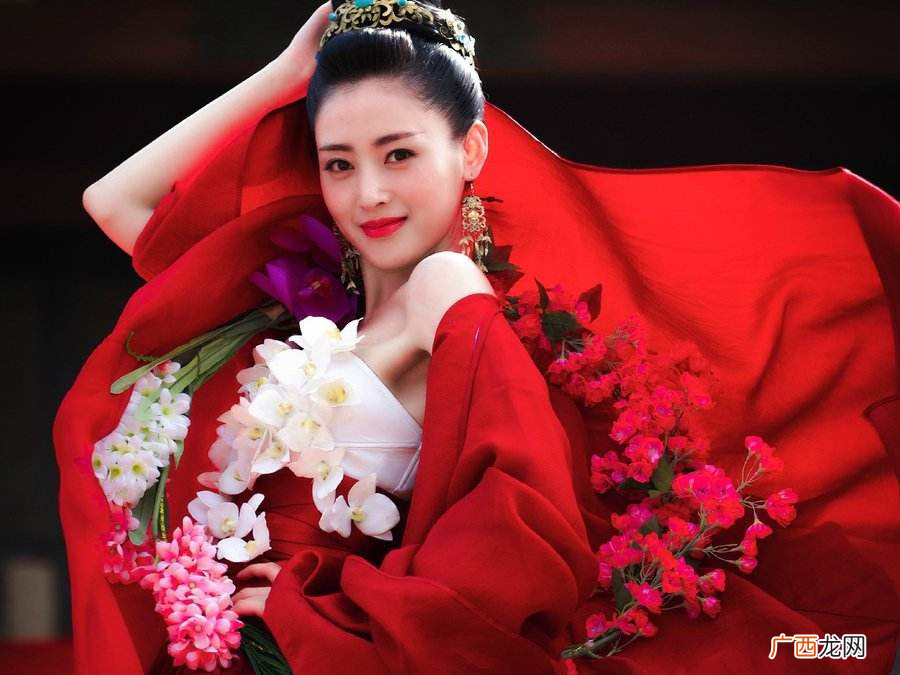 娱乐圈张天爱到底多大了 张天爱出生于哪年