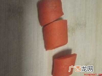 如何切菱形片的具体操作步骤 如何切菱形片