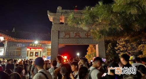 晚上几点开始爬泰山比较好 为什么尽量不要晚上去爬泰山