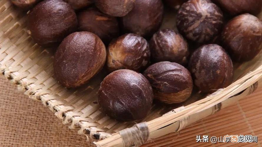 原来二者差异这么大 香果和草果的区别在哪些方面