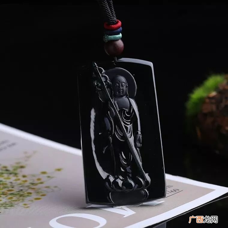墨翠目前的市场价值如何 墨翠是什么档次的翡翠价格